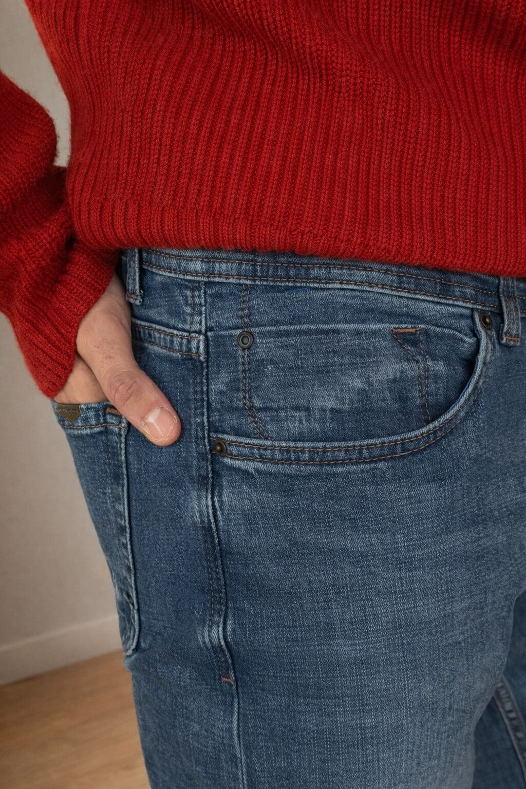 Thumb 4